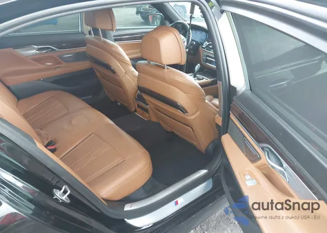 2017 BMW 740I из США, поврежденный, VIN WBA7E2C38HG741062